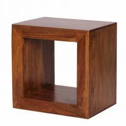 Markanter Regalwürfel Hoslo Breite Konturen